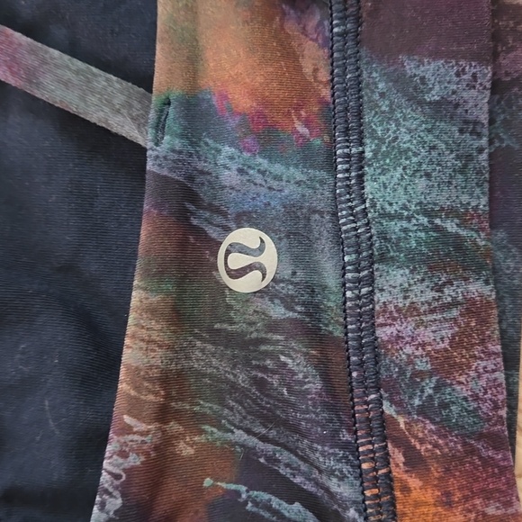 Lululemon Bra - Picture 3 of 4